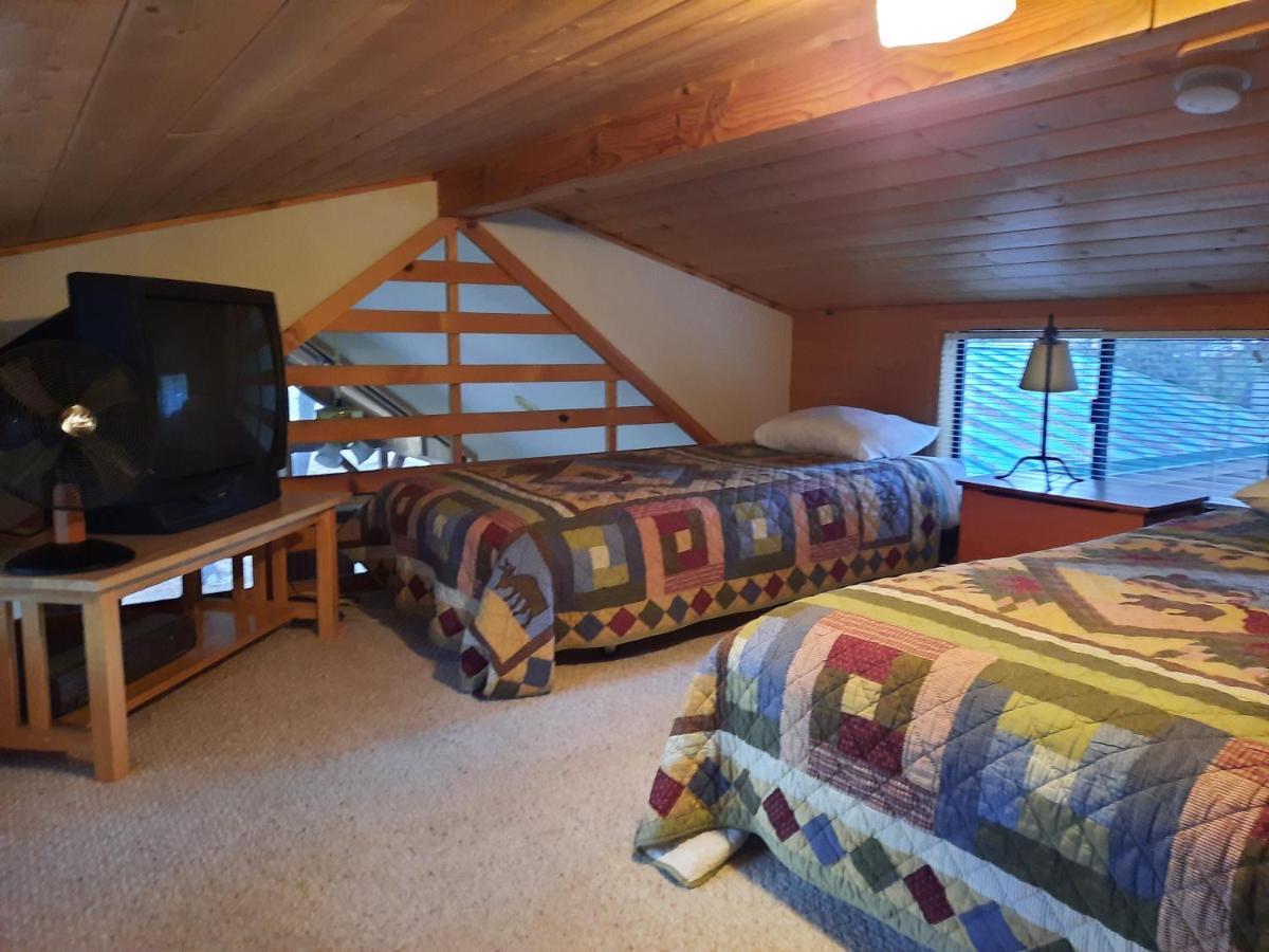Willamette Pass Inn & Chalets Odell Lake Exterior foto